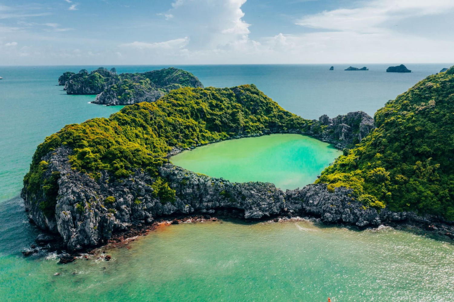  Đảo Mắt Rồng