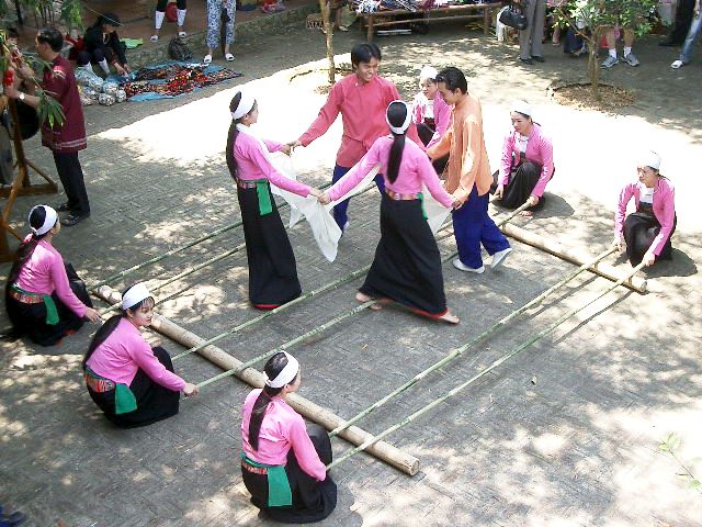 Tour du lịch Mai Châu 1 ngày