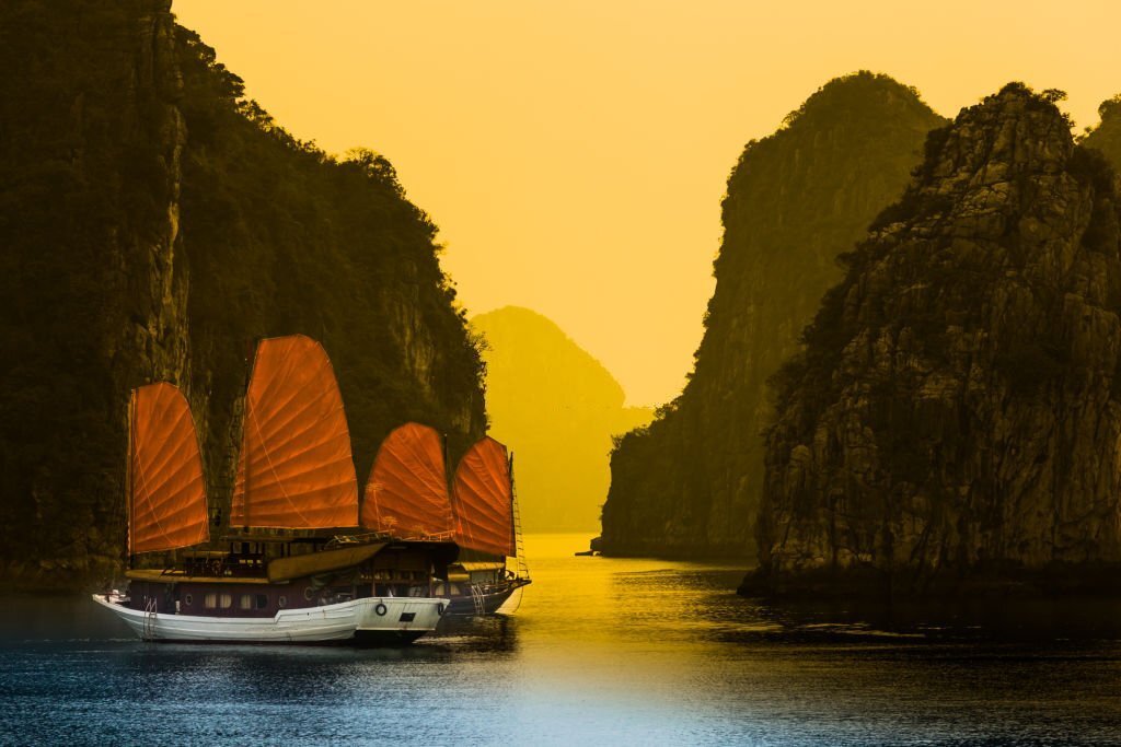 Tour Sunset vịnh Lan Hạ Cát Bà 3 tiếng